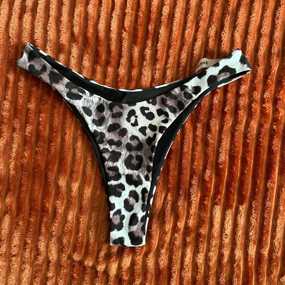 Shein cheetah very cheeky bikini bottoms